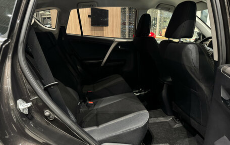 Toyota RAV4, 2015 год, 2 350 000 рублей, 27 фотография