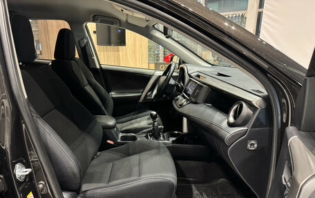 Toyota RAV4, 2015 год, 2 350 000 рублей, 28 фотография