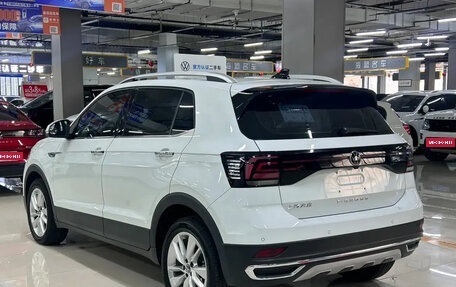 Volkswagen T-Cross I, 2023 год, 1 670 000 рублей, 2 фотография