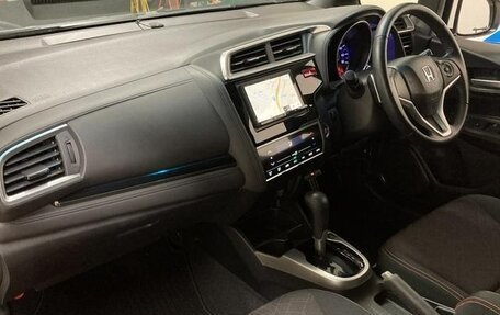 Honda Fit III, 2013 год, 905 000 рублей, 20 фотография