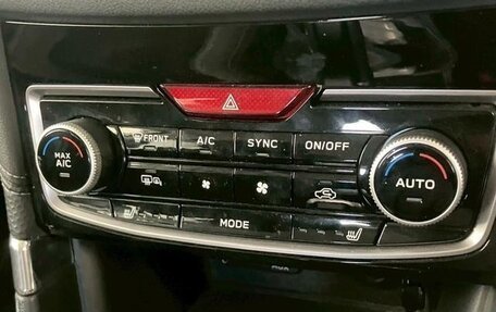 Subaru Forester, 2018 год, 1 950 000 рублей, 12 фотография