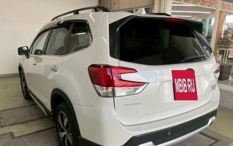 Subaru Forester, 2018 год, 1 950 000 рублей, 7 фотография