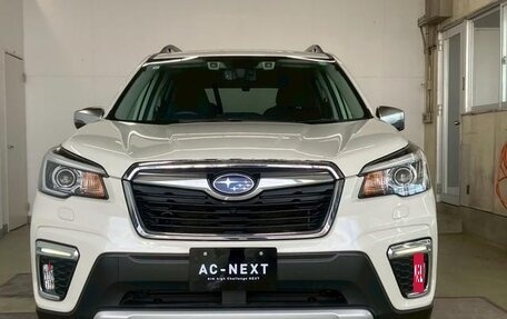 Subaru Forester, 2018 год, 1 950 000 рублей, 2 фотография