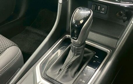 Subaru Forester, 2018 год, 1 950 000 рублей, 13 фотография