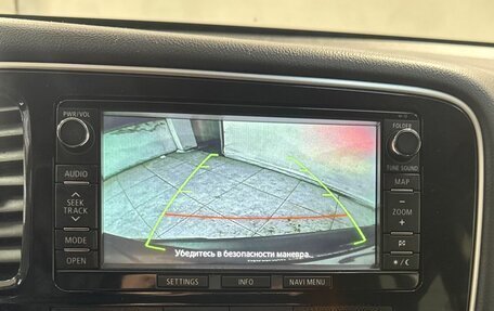 Mitsubishi Outlander III рестайлинг 3, 2014 год, 1 249 800 рублей, 12 фотография