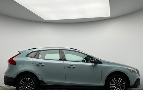 Volvo V40 Cross Country I, 2017 год, 1 849 000 рублей, 4 фотография