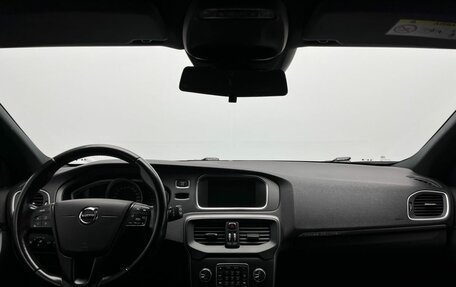 Volvo V40 Cross Country I, 2017 год, 1 849 000 рублей, 24 фотография