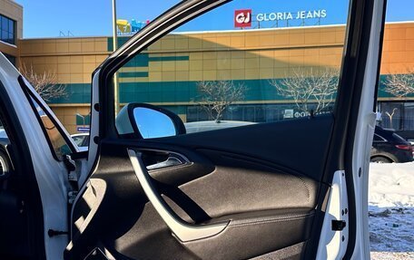 Opel Astra J, 2011 год, 700 000 рублей, 20 фотография