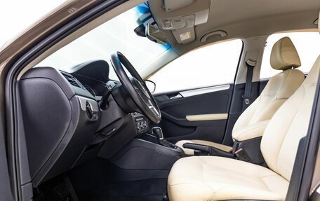 Volkswagen Jetta VI, 2012 год, 1 058 000 рублей, 17 фотография