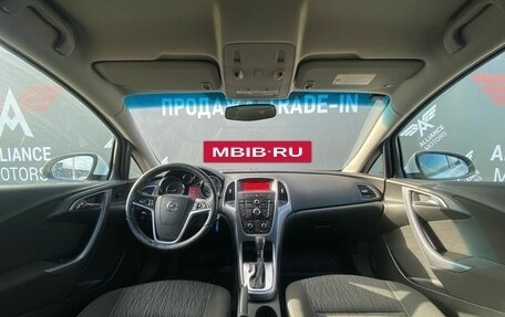 Opel Astra J, 2013 год, 915 000 рублей, 13 фотография