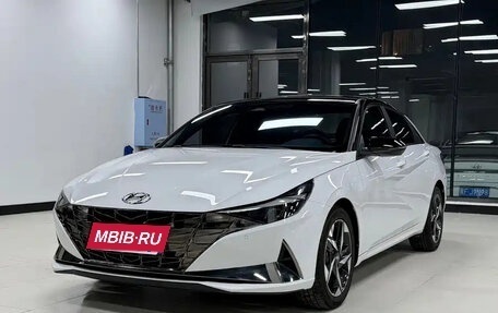Hyundai Elantra, 2023 год, 1 687 911 рублей, 1 фотография