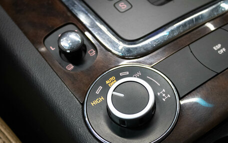 Volkswagen Touareg III, 2010 год, 1 389 000 рублей, 23 фотография