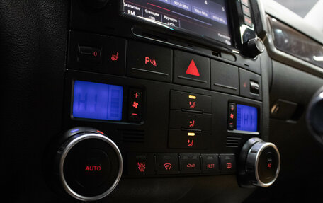 Volkswagen Touareg III, 2010 год, 1 389 000 рублей, 22 фотография