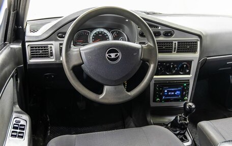 Daewoo Nexia I рестайлинг, 2013 год, 250 000 рублей, 14 фотография