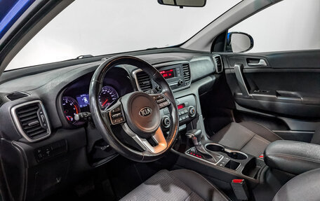 KIA Sportage IV рестайлинг, 2019 год, 2 050 000 рублей, 15 фотография