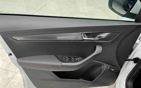 Skoda Karoq I, 2024 год, 2 640 000 рублей, 18 фотография