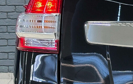 Toyota Land Cruiser Prado 150 рестайлинг 2, 2016 год, 3 997 000 рублей, 8 фотография