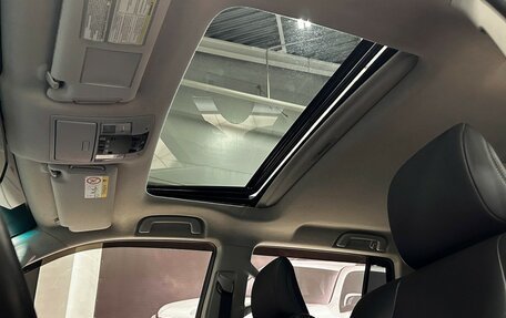 Toyota Land Cruiser Prado 150 рестайлинг 2, 2016 год, 3 997 000 рублей, 30 фотография