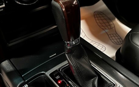 Toyota Land Cruiser Prado 150 рестайлинг 2, 2016 год, 3 997 000 рублей, 28 фотография