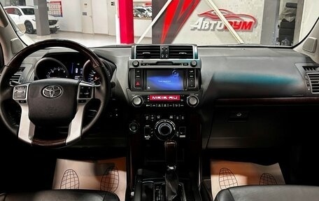 Toyota Land Cruiser Prado 150 рестайлинг 2, 2016 год, 3 997 000 рублей, 32 фотография