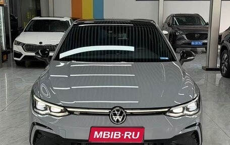 Volkswagen Golf VIII, 2023 год, 2 200 000 рублей, 1 фотография