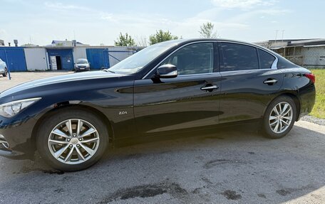 Infiniti Q50 I рестайлинг, 2017 год, 1 850 000 рублей, 10 фотография