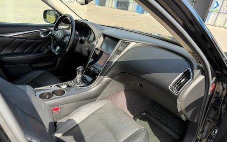 Infiniti Q50 I рестайлинг, 2017 год, 1 850 000 рублей, 17 фотография