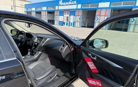 Infiniti Q50 I рестайлинг, 2017 год, 1 850 000 рублей, 18 фотография