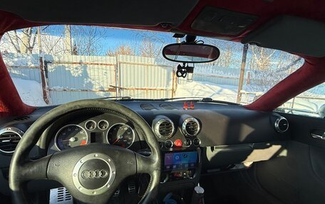 Audi TT, 2000 год, 670 000 рублей, 12 фотография