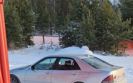 Toyota Altezza, 2001 год, 700 000 рублей, 6 фотография