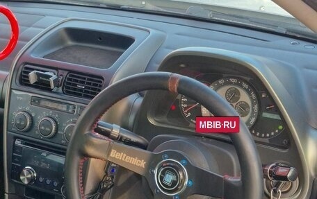 Toyota Altezza, 2001 год, 700 000 рублей, 12 фотография