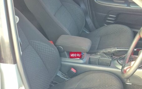 Toyota Altezza, 2001 год, 700 000 рублей, 11 фотография