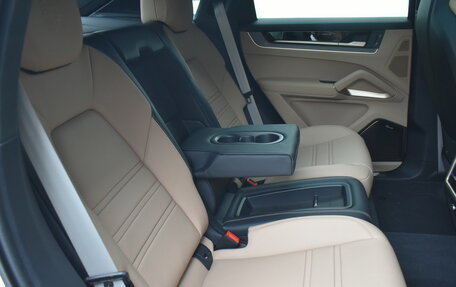 Porsche Cayenne III, 2025 год, 19 990 000 рублей, 19 фотография