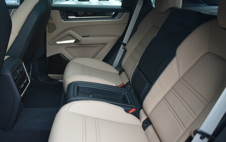 Porsche Cayenne III, 2025 год, 19 990 000 рублей, 18 фотография