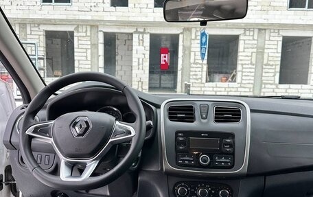 Renault Logan II, 2022 год, 985 000 рублей, 7 фотография