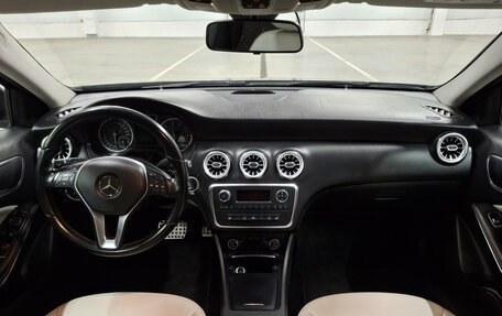 Mercedes-Benz A-Класс, 2013 год, 1 389 000 рублей, 17 фотография