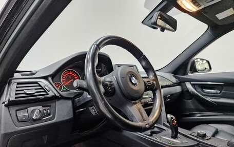 BMW 3 серия, 2018 год, 3 200 000 рублей, 15 фотография