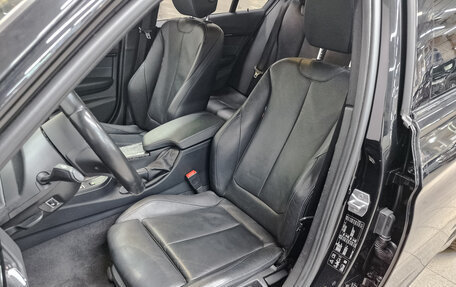 BMW 3 серия, 2018 год, 3 200 000 рублей, 19 фотография