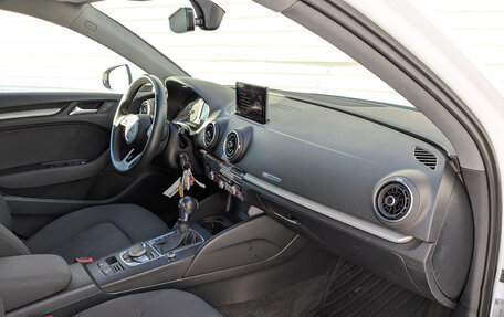 Audi A3, 2020 год, 2 110 000 рублей, 11 фотография