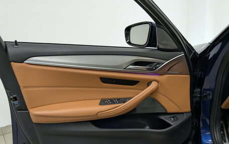 BMW 5 серия, 2018 год, 3 775 000 рублей, 19 фотография