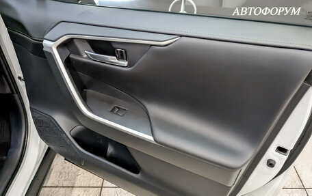 Toyota RAV4, 2024 год, 4 125 000 рублей, 24 фотография