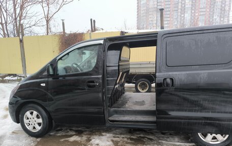 Hyundai Grand Starex Grand Starex I рестайлинг 2, 2010 год, 1 200 000 рублей, 3 фотография