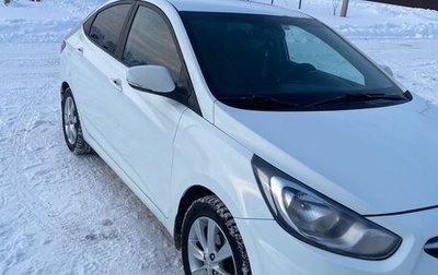 Hyundai Solaris II рестайлинг, 2012 год, 800 000 рублей, 1 фотография