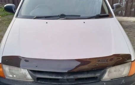 Nissan AD II, 2000 год, 300 000 рублей, 1 фотография