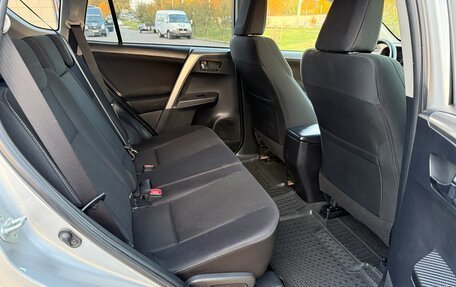 Toyota RAV4, 2013 год, 1 545 000 рублей, 9 фотография