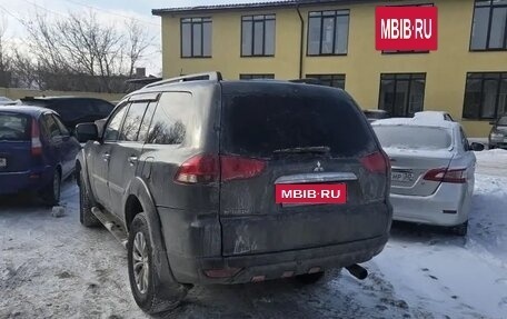 Mitsubishi Pajero Sport II рестайлинг, 2014 год, 1 400 000 рублей, 3 фотография