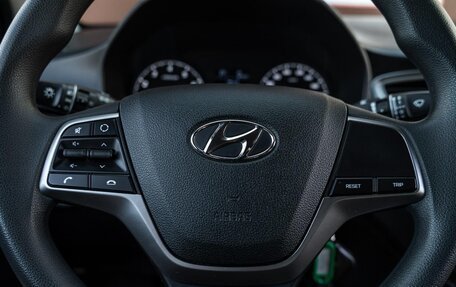 Hyundai Solaris II рестайлинг, 2021 год, 1 580 000 рублей, 24 фотография