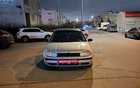 Volkswagen Golf IV, 1998 год, 300 000 рублей, 10 фотография