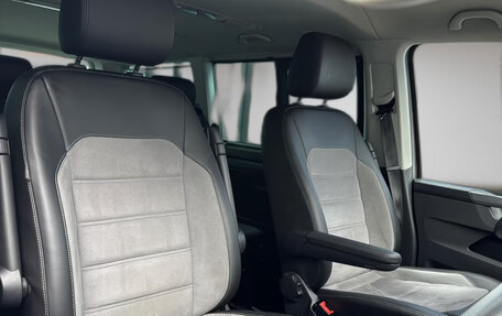 Volkswagen Multivan T6 рестайлинг, 2023 год, 5 395 000 рублей, 10 фотография