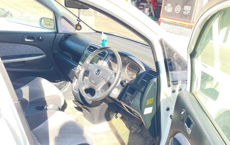 Honda Stream I рестайлинг, 2003 год, 320 000 рублей, 6 фотография